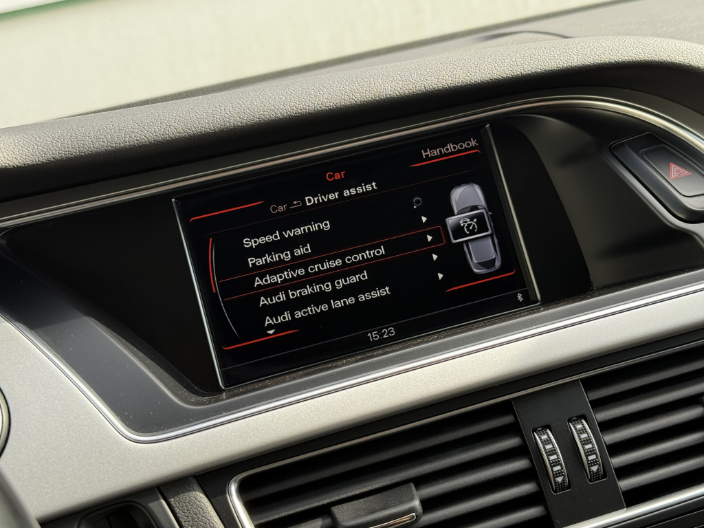 AUDI A4 S-LINE