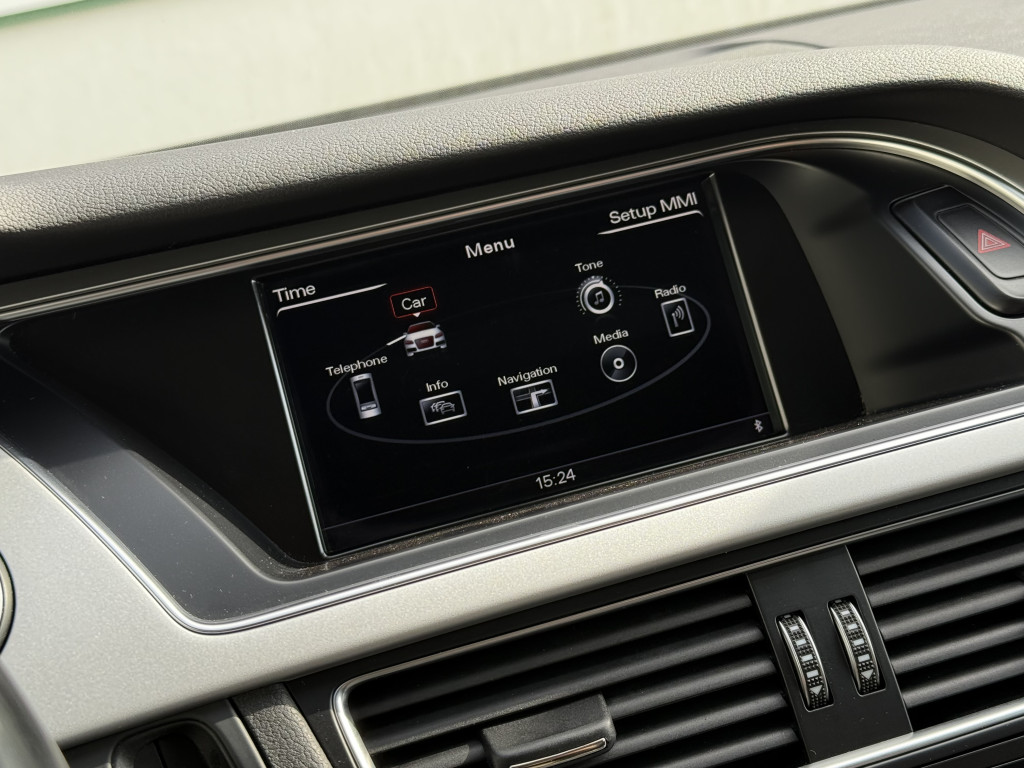 AUDI A4 S-LINE