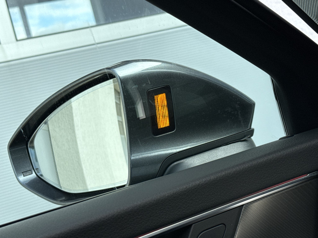AUDI A6 S-LINE QUATTRO