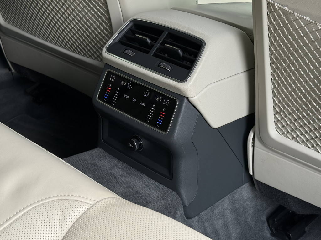 AUDI A6 S-LINE QUATTRO