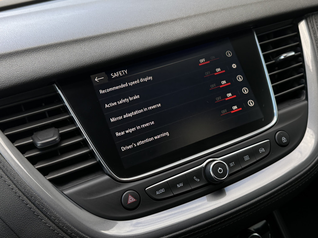 OPEL GRANDLAND X “ULTIMATE”