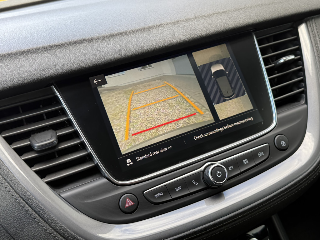 OPEL GRANDLAND X “ULTIMATE”