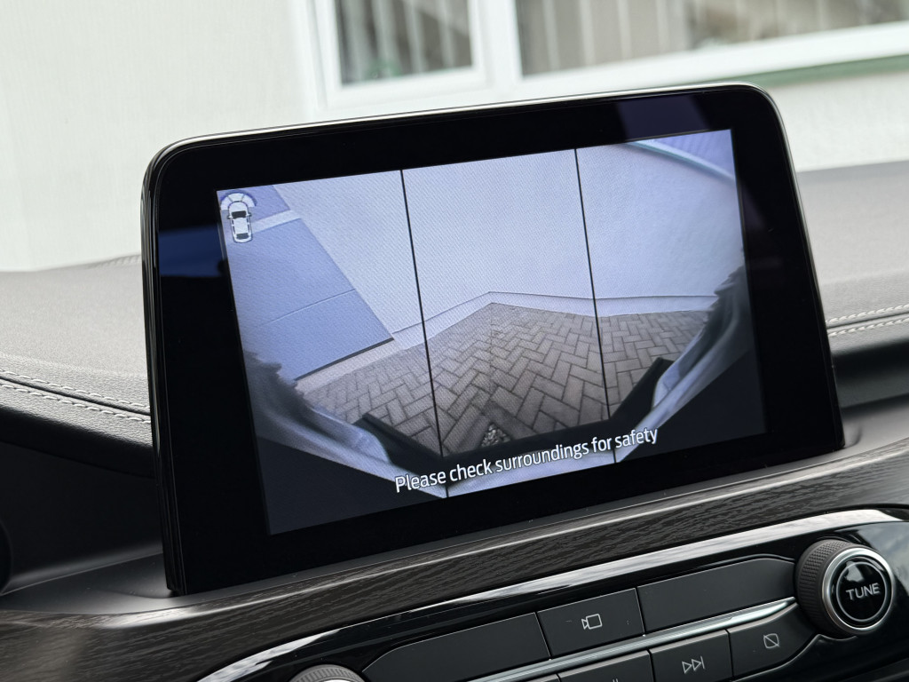 FORD KUGA “VIGNALE”