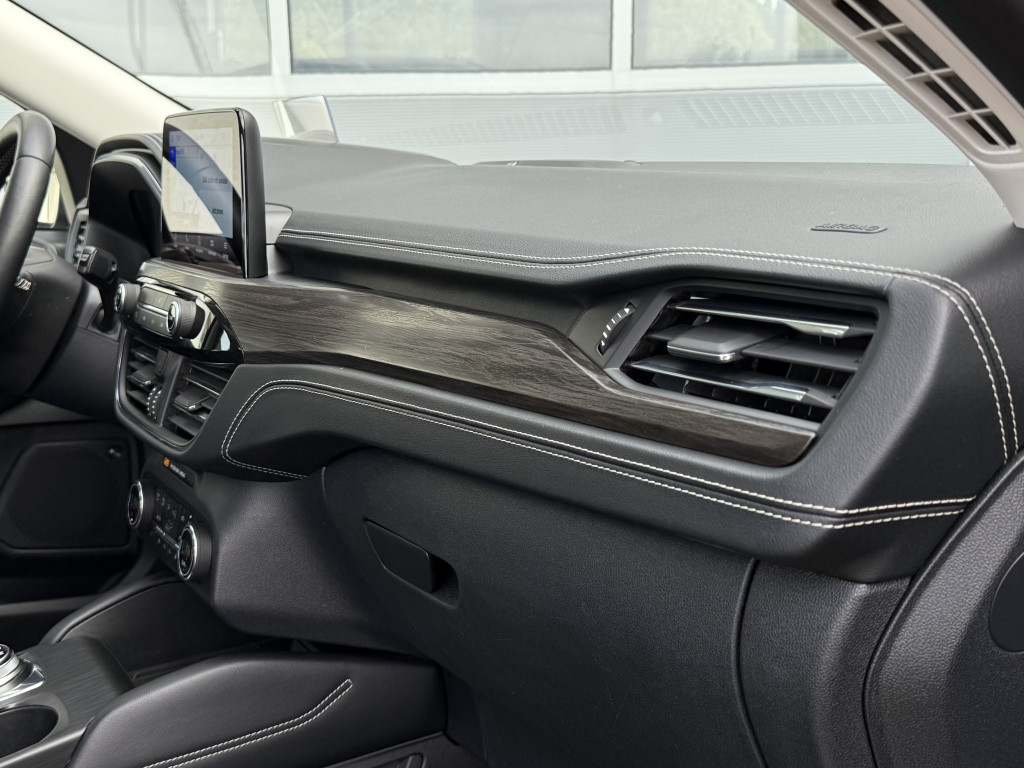 FORD KUGA “VIGNALE”