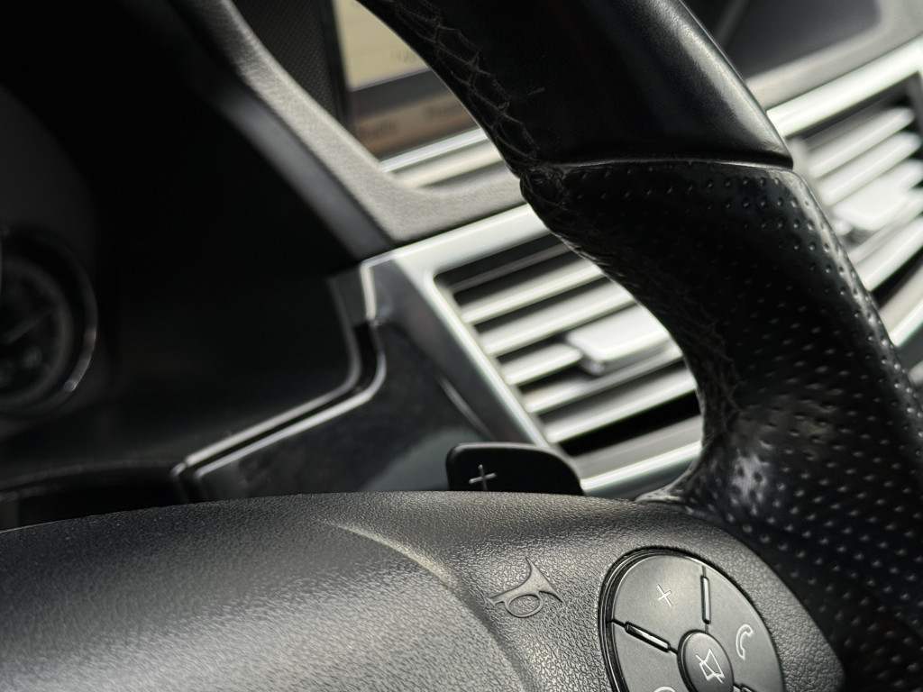 MERCEDES BENZ E220 “AMG”