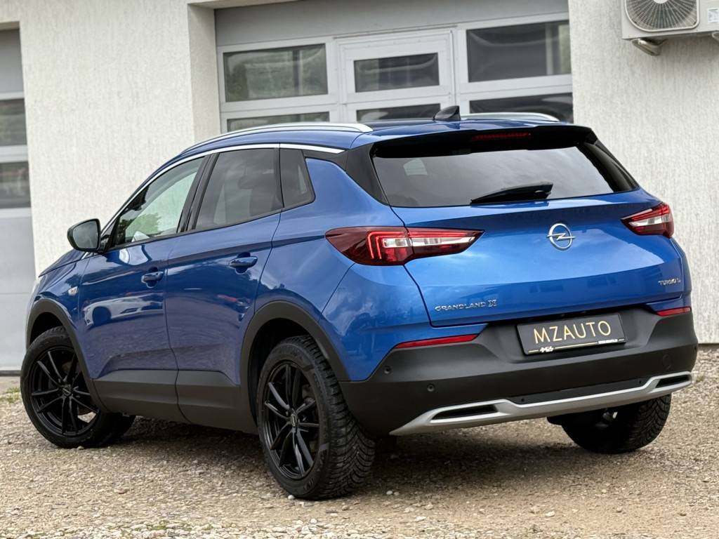 OPEL GRANDLAND X “ULTIMATE”
