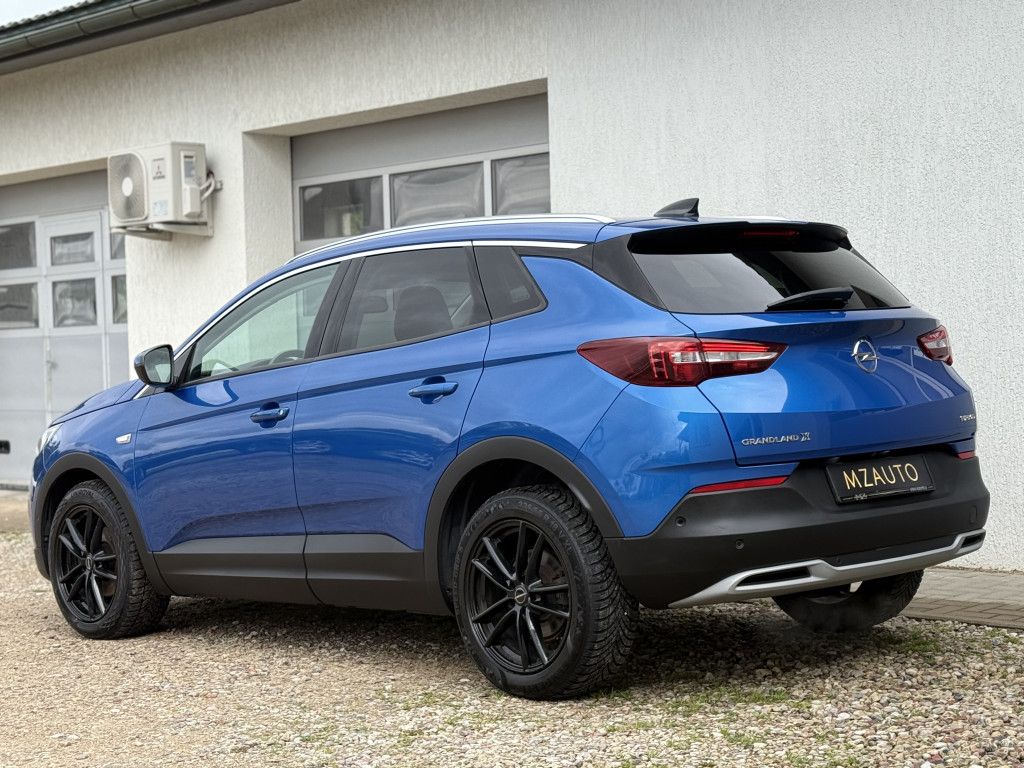 OPEL GRANDLAND X “ULTIMATE”