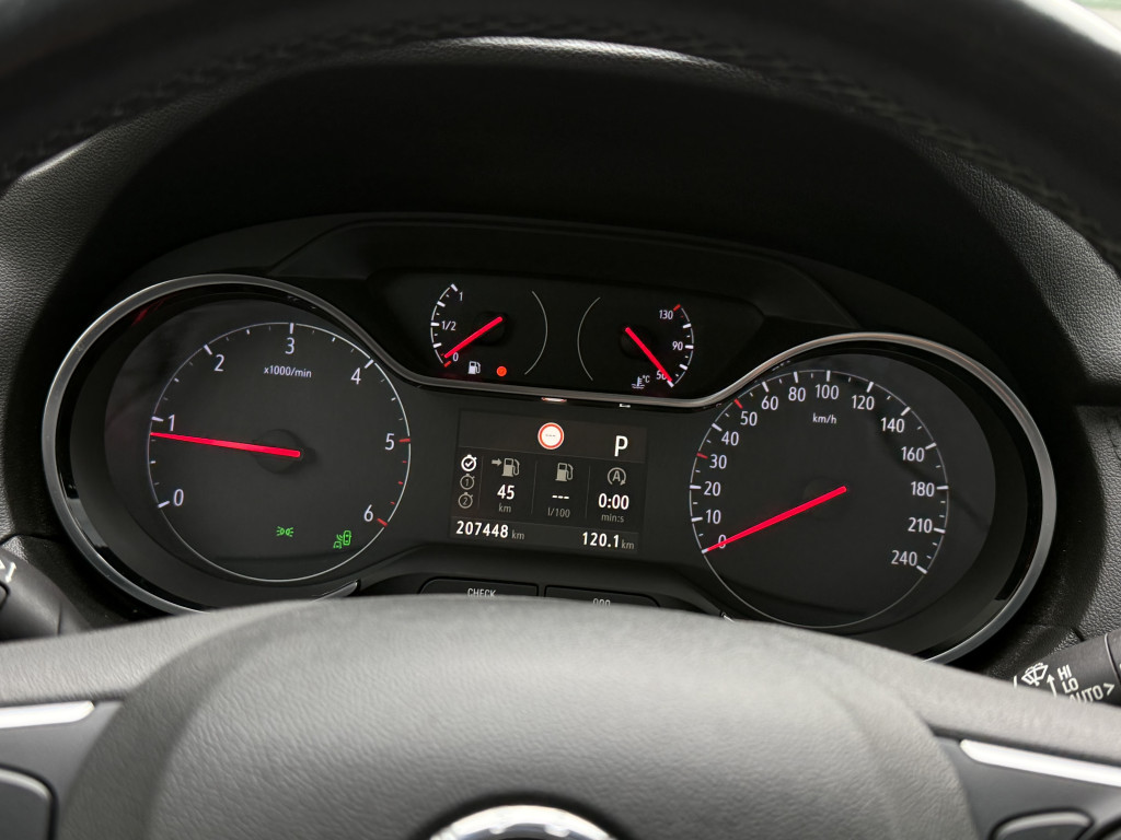 OPEL GRANDLAND X “ULTIMATE”