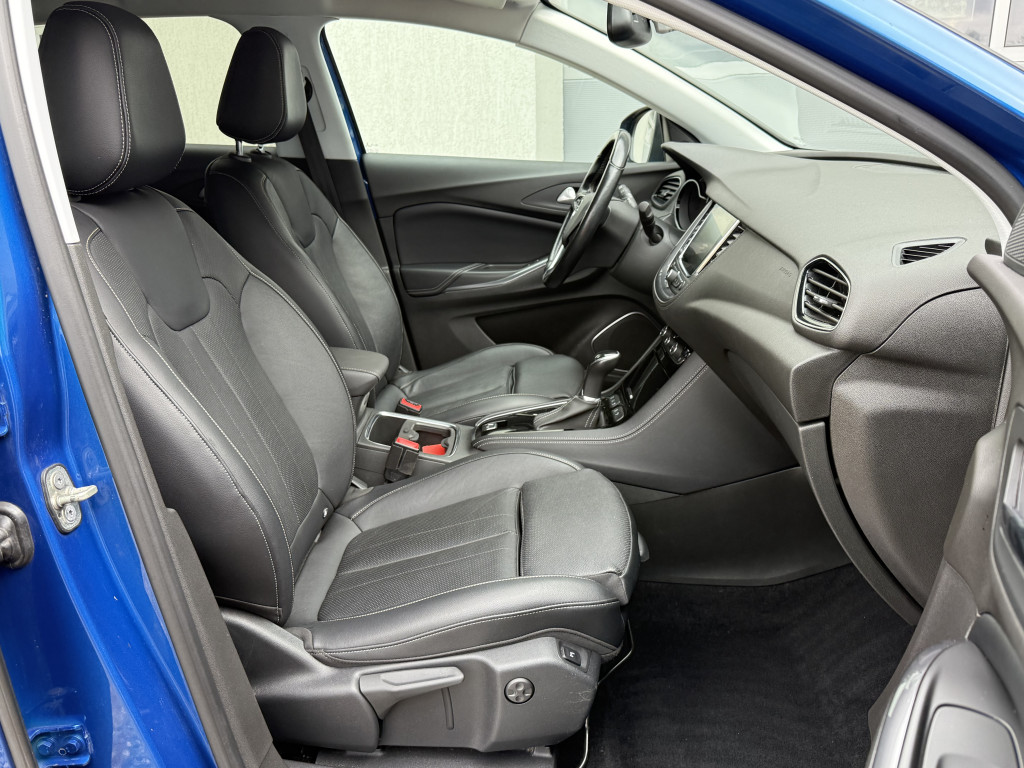 OPEL GRANDLAND X “ULTIMATE”