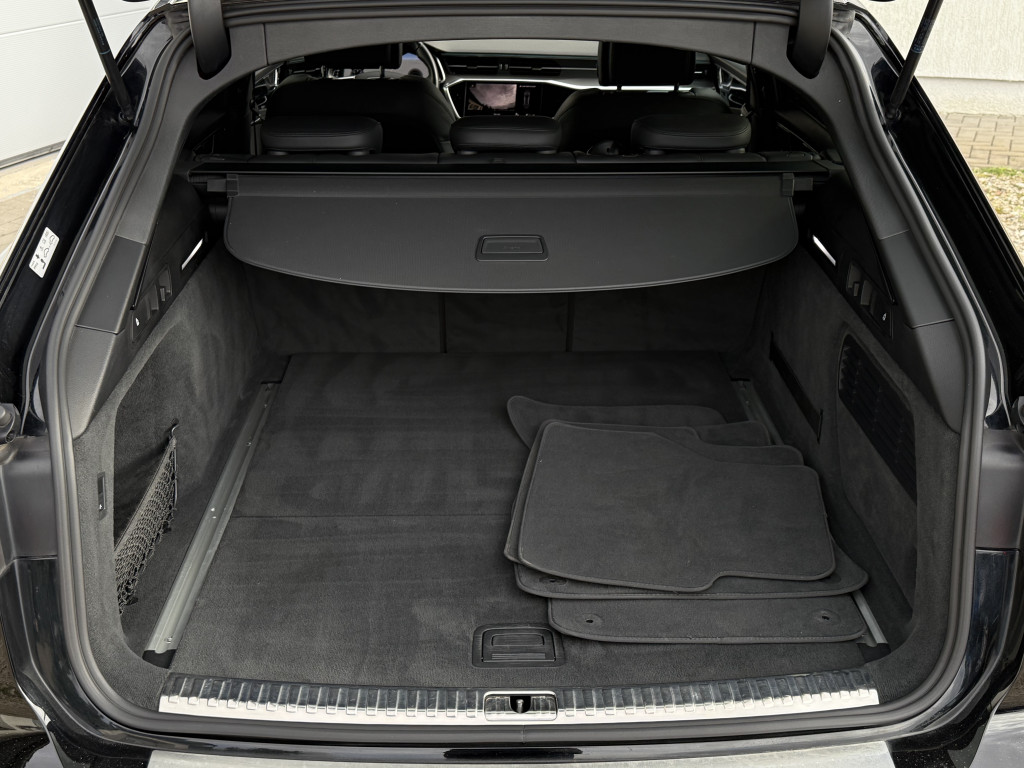 AUDI A6 S-LINE QUATTRO