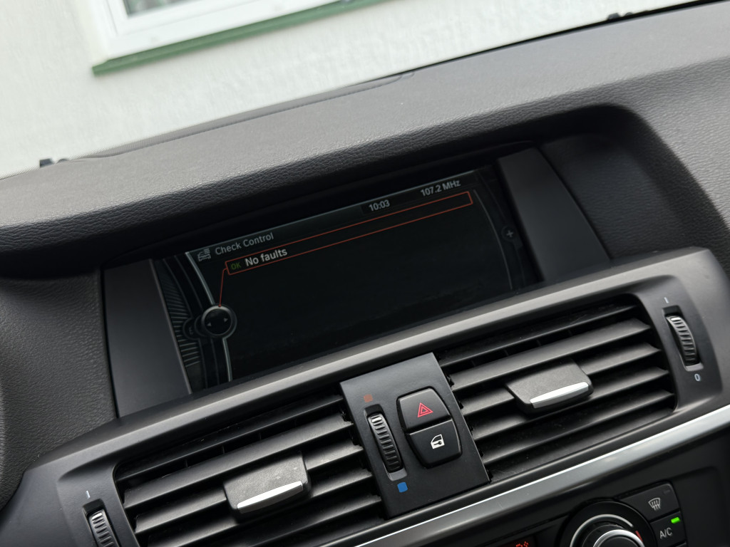 BMW X3 X-DRIVE