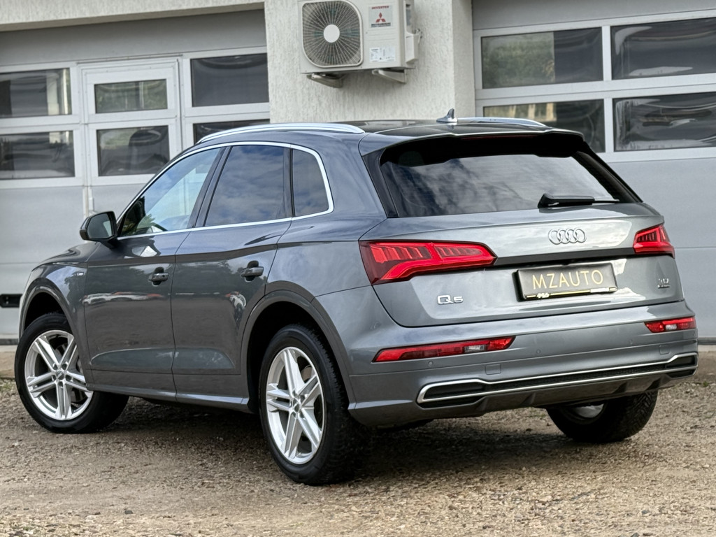 AUDI Q5 S-LINE QUATTRO