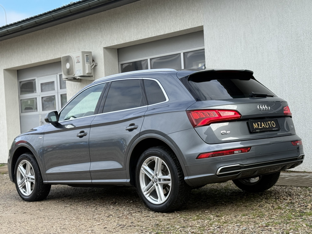 AUDI Q5 S-LINE QUATTRO