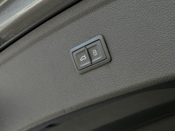 AUDI Q5 S-LINE QUATTRO