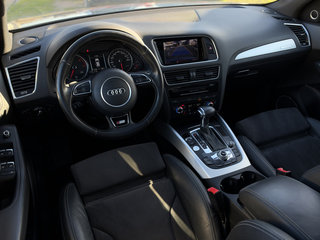 AUDI Q5 S-LINE QUATTRO