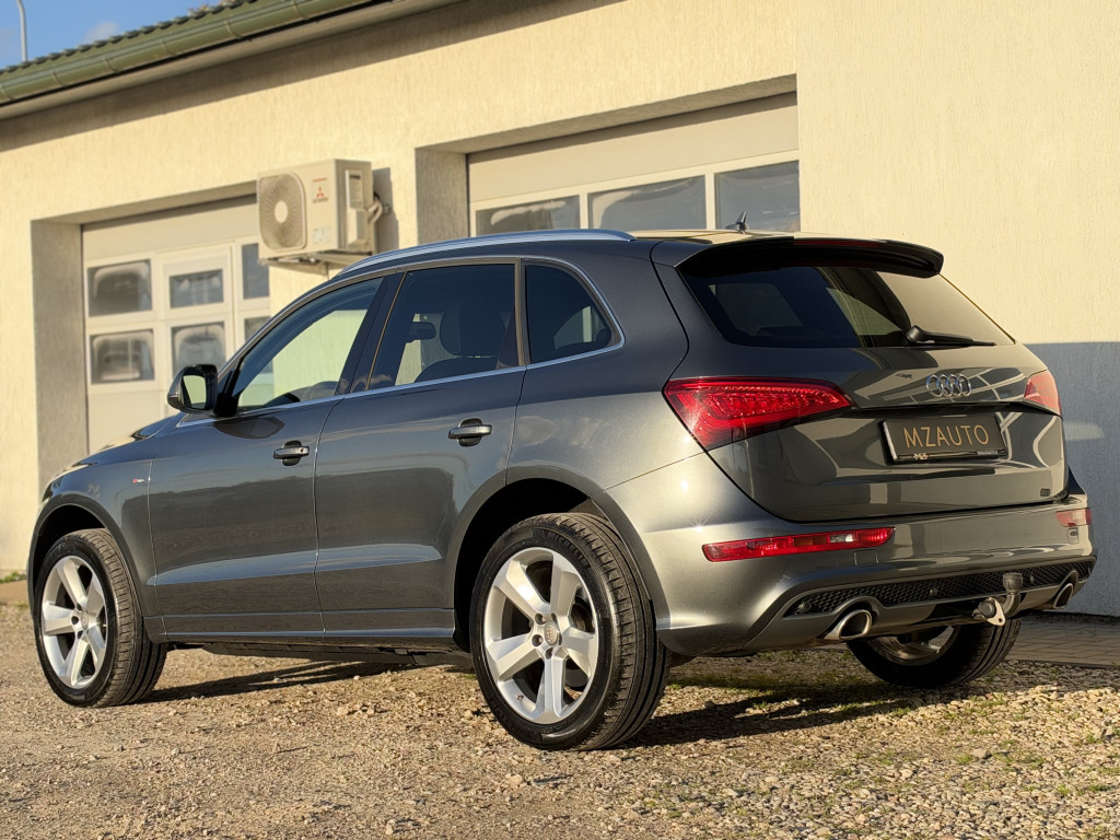 AUDI Q5 S-LINE QUATTRO