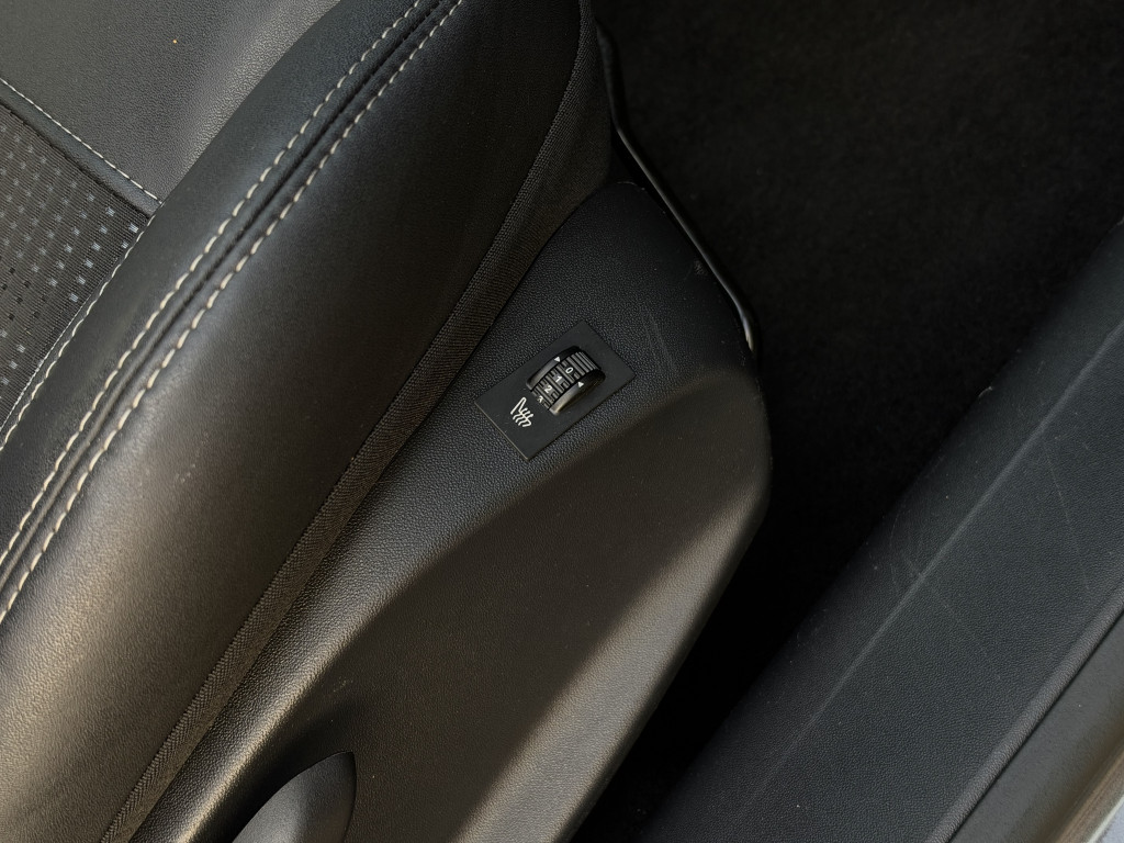 PEUGEOT 2008 “ALLURE”