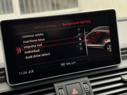 AUDI Q5 55TFSI E S-LINE