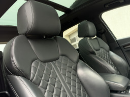 AUDI Q5 55TFSI E S-LINE