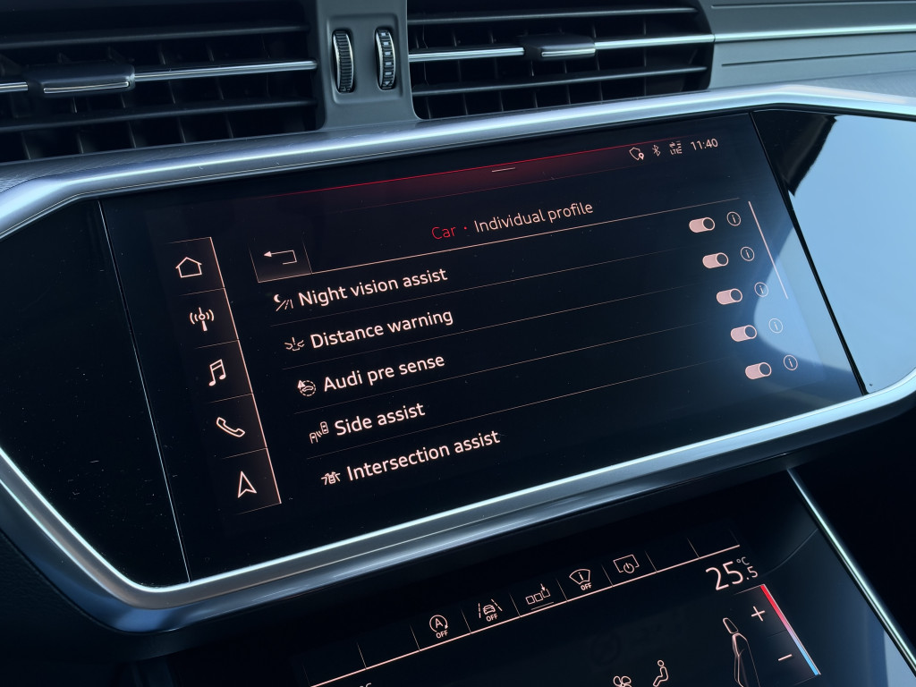 AUDI A6 S-LINE QUATTRO