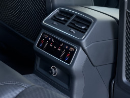 AUDI A6 S-LINE QUATTRO